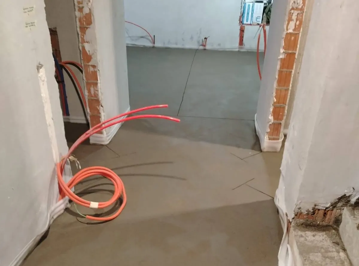 Полусухая стяжка пола 190 м² - Частный дом, Зеркальная ул., Химки