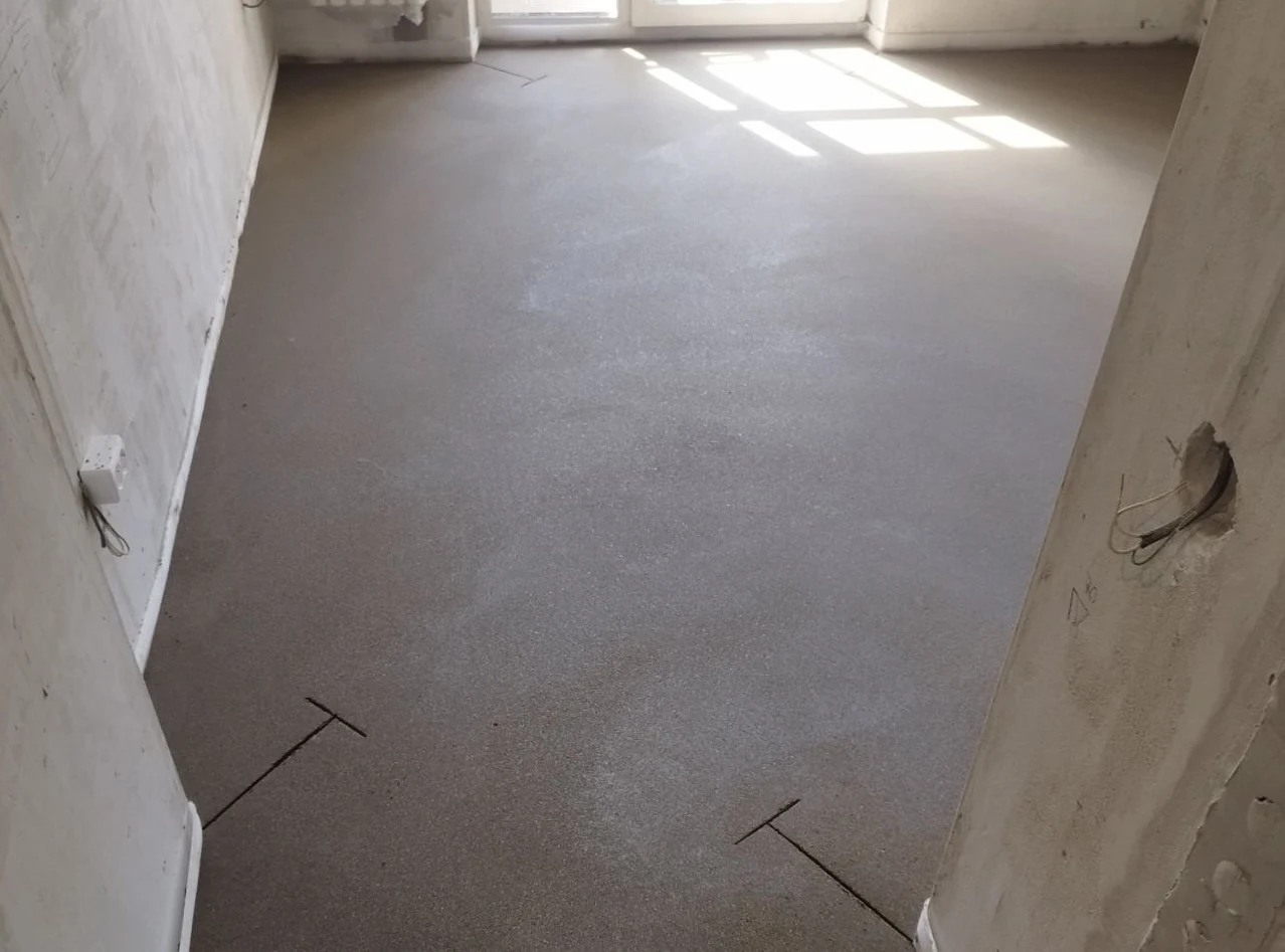 Полусухая стяжка пола 40 м² - Квартира, улица Сервантеса, Москва